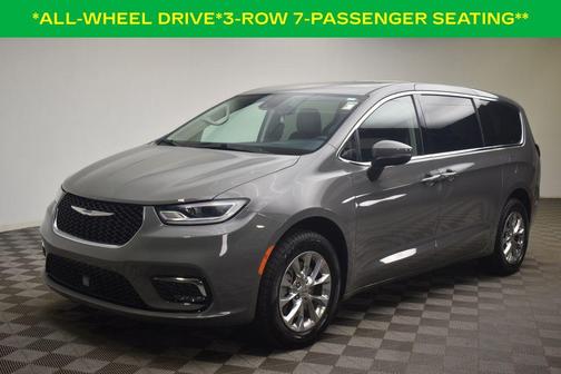 Ceramic Gray Clearcoat 2023 Chrysler Pacifica Touring-L