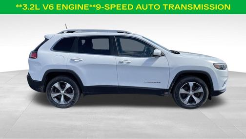 Bright White Clearcoat 2021 Jeep Cherokee Limited
