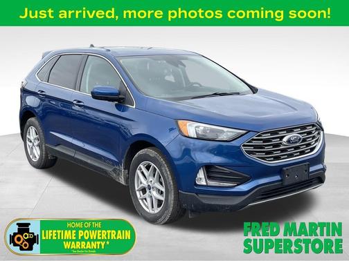 Blue Metallic 2022 Ford Edge SEL