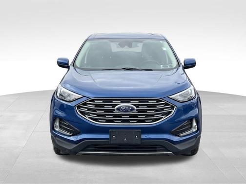 Blue Metallic 2022 Ford Edge SEL