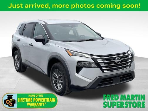 Brilliant Silver Metallic 2024 Nissan Rogue S