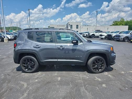 2023 Jeep Renegade Altitude
