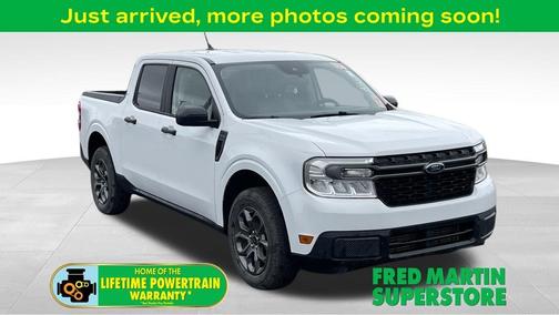 Oxford White 2024 Ford Maverick XLT