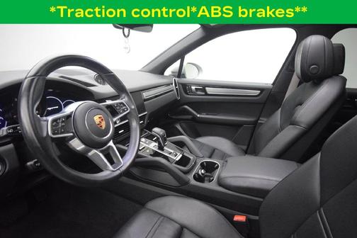 Chalk 2023 Porsche Cayenne Platinum Edition