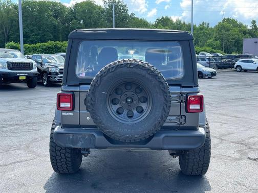 2018 Jeep Wrangler Sport