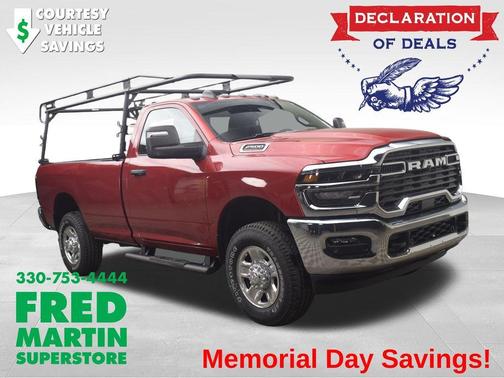 Molten Red Pearlcoat 2026 RAM 2500 Tradesman