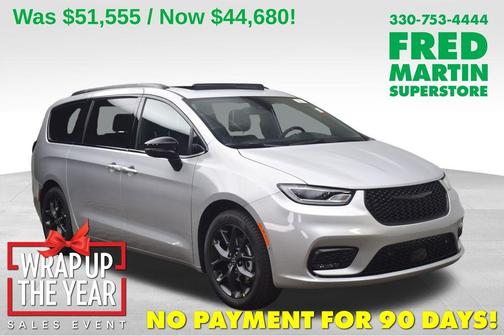 2026 Chrysler Pacifica Select