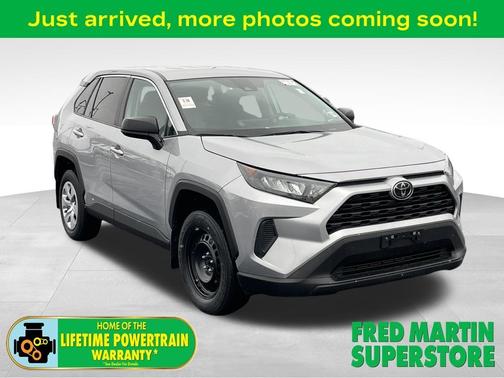 2022 Toyota RAV4 LE
