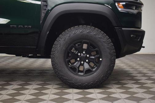 Serrano Red 2026 RAM 1500 RHO