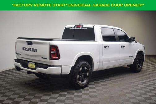 Bright White Clearcoat 2026 RAM 1500 Big Horn