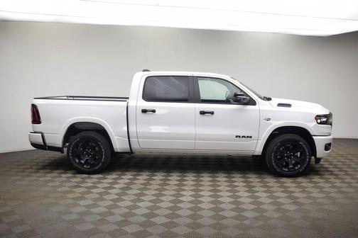 Bright White Clearcoat 2026 RAM 1500 Big Horn/Lone Star