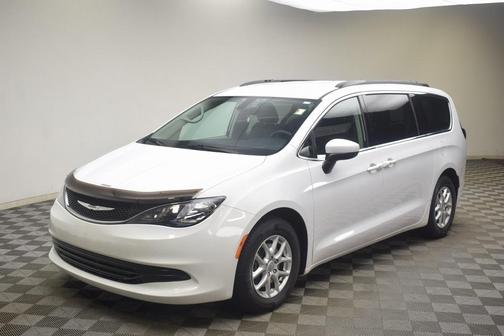 2020 Chrysler Voyager LXI