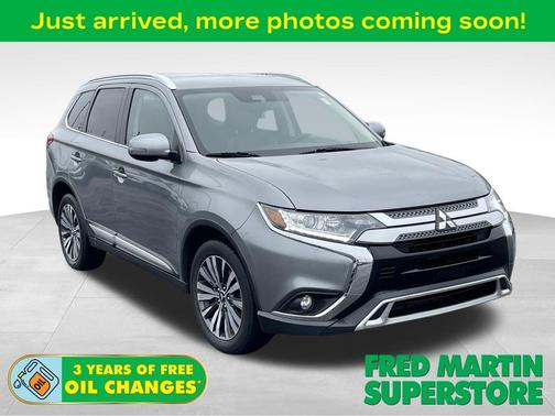 2020 Mitsubishi Outlander SE