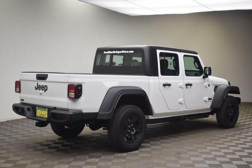 2026 Jeep Gladiator Sport
