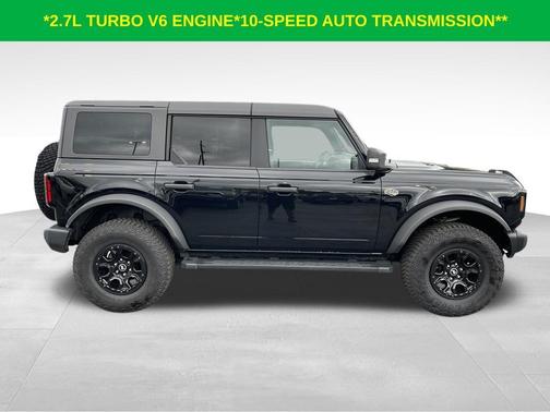 Shadow Black 2023 Ford Bronco Wildtrak
