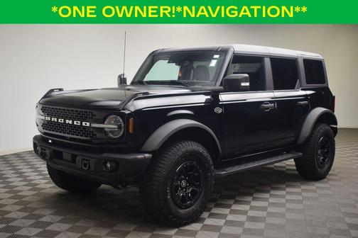 Shadow Black 2023 Ford Bronco Wildtrak