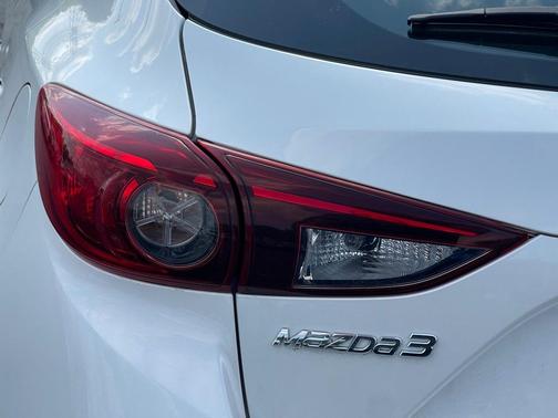 2017 Mazda Mazda3 Touring