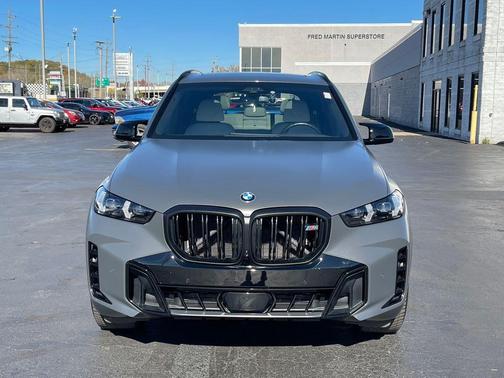 2024 BMW X5 M60i