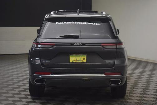 2023 Jeep Grand Cherokee Summit