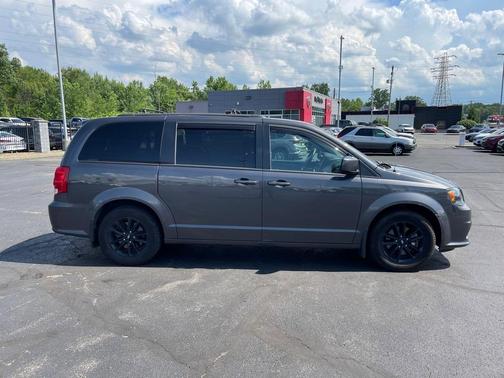 2020 Dodge Grand Caravan SE