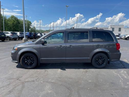 2020 Dodge Grand Caravan SE
