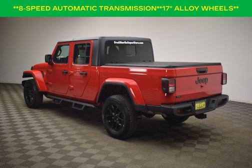 2022 Jeep Gladiator Sport