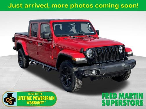 2022 Jeep Gladiator Sport