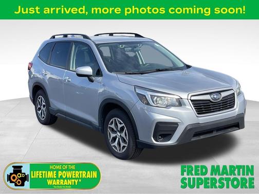 Ice Silver Metallic 2020 Subaru Forester Premium