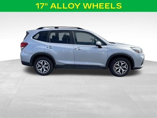 Ice Silver Metallic 2020 Subaru Forester Premium