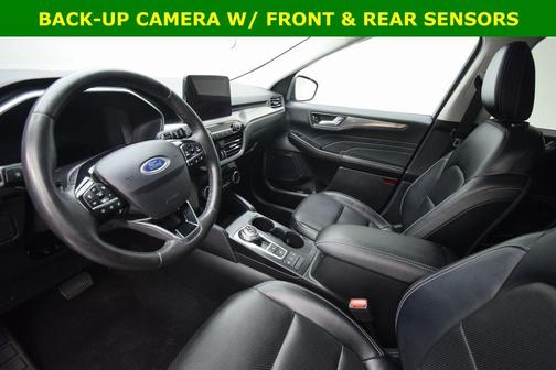 2022 Ford Escape Titanium