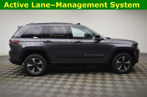 2025 Jeep Grand Cherokee 4xe Base