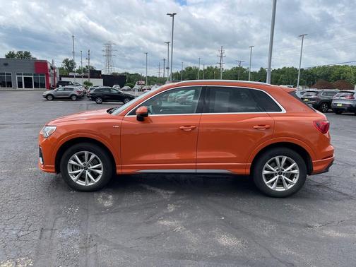 2023 Audi Q3 45 S line Premium