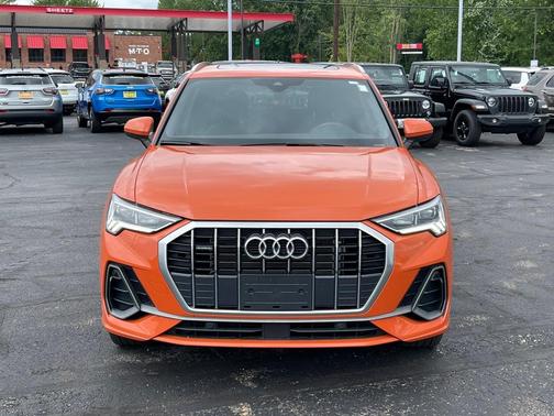 2023 Audi Q3 45 S line Premium