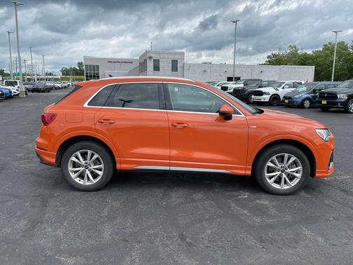 2023 Audi Q3 45 S line Premium