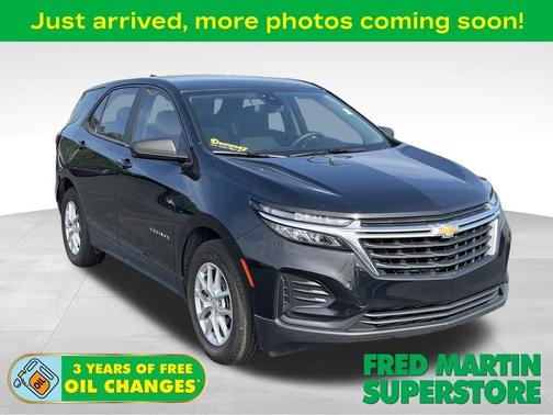 Mosaic Black Metallic 2024 Chevrolet Equinox LS
