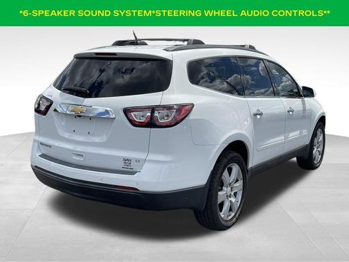 Summit White 2017 Chevrolet Traverse 1LT