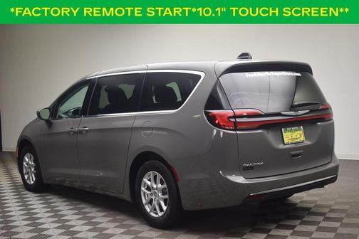 Ceramic Gray Clearcoat 2023 Chrysler Pacifica Touring-L