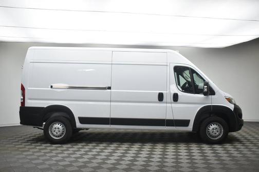 Bright White Clearcoat 2027 RAM ProMaster 2500 HIGH ROOF