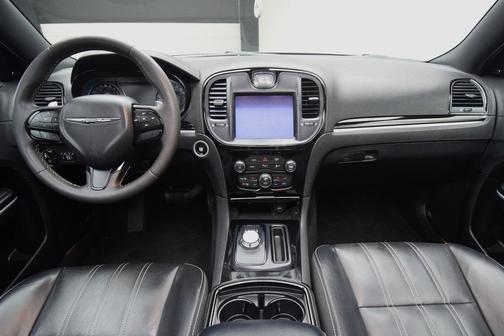 2023 Chrysler 300 S