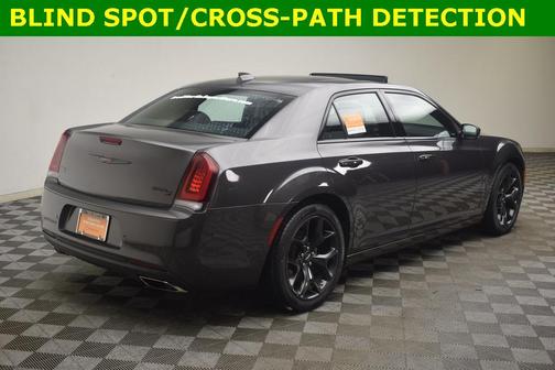 2023 Chrysler 300 S