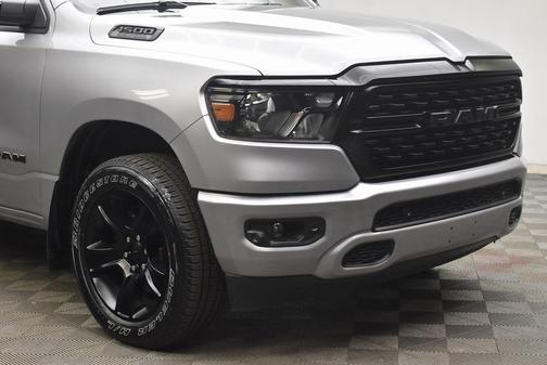 Photo 5 of 30 of 2022 RAM 1500 Big Horn