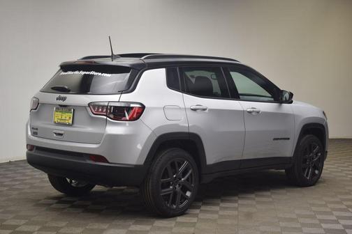 Silver Zynith 2026 Jeep Compass Limited