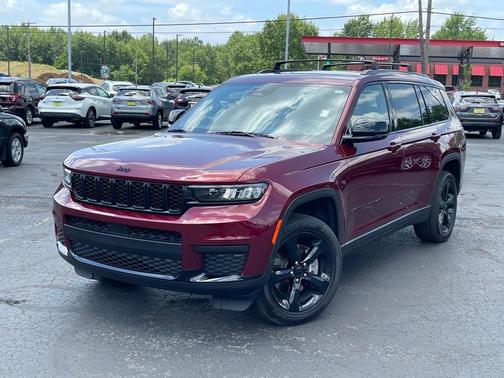2023 Jeep Grand Cherokee L Laredo
