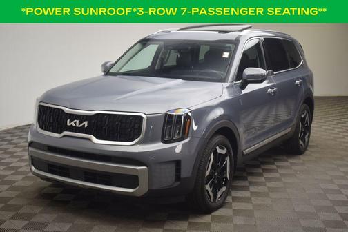 Everlasting Silver 2023 Kia Telluride EX