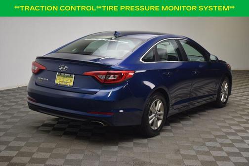 2017 Hyundai SONATA SE