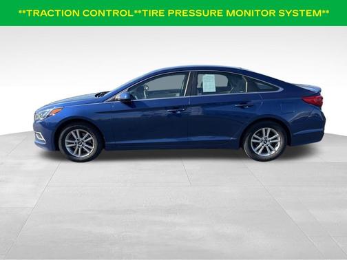 2017 Hyundai SONATA SE