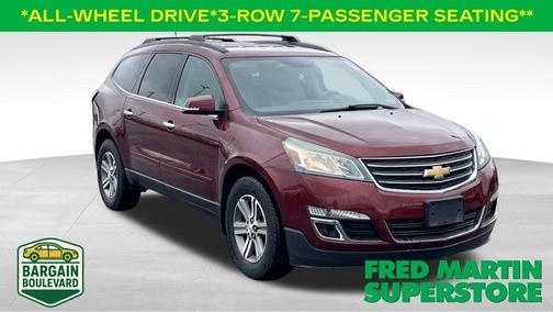 Siren Red Tintcoat 2016 Chevrolet Traverse 2LT