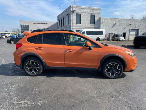 Tangerine Orange Pearl 2014 Subaru XV Crosstrek 2.0i Limited