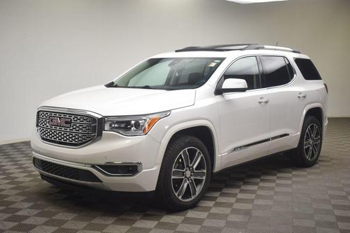 White Frost Tri-Coat 2019 GMC Acadia Denali