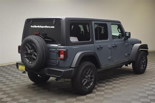 2025 Jeep Wrangler Sport